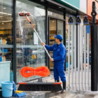 Teleskopska aluminijasta čistilna krtača 7 m s cevjo – galerijska slika 2